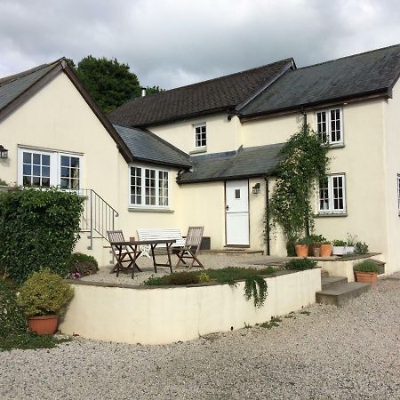 Meadowland Farm Bed & Breakfast Dolton Bagian luar foto