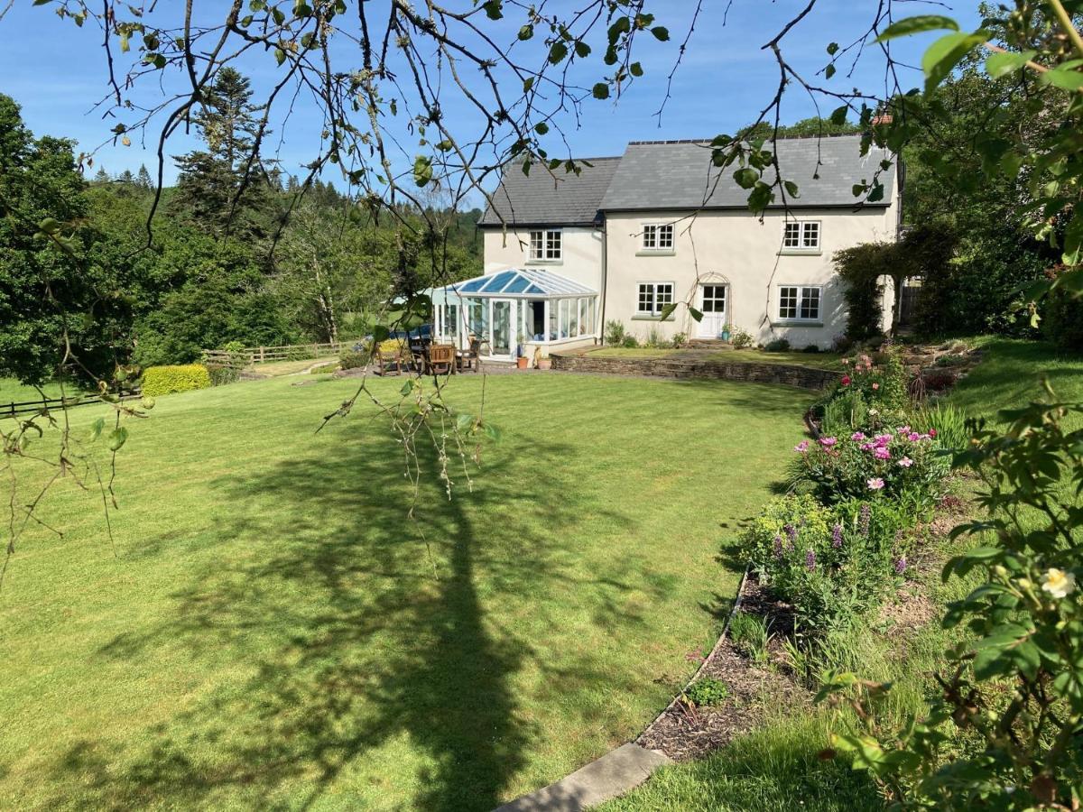 Meadowland Farm Bed & Breakfast Dolton Bagian luar foto